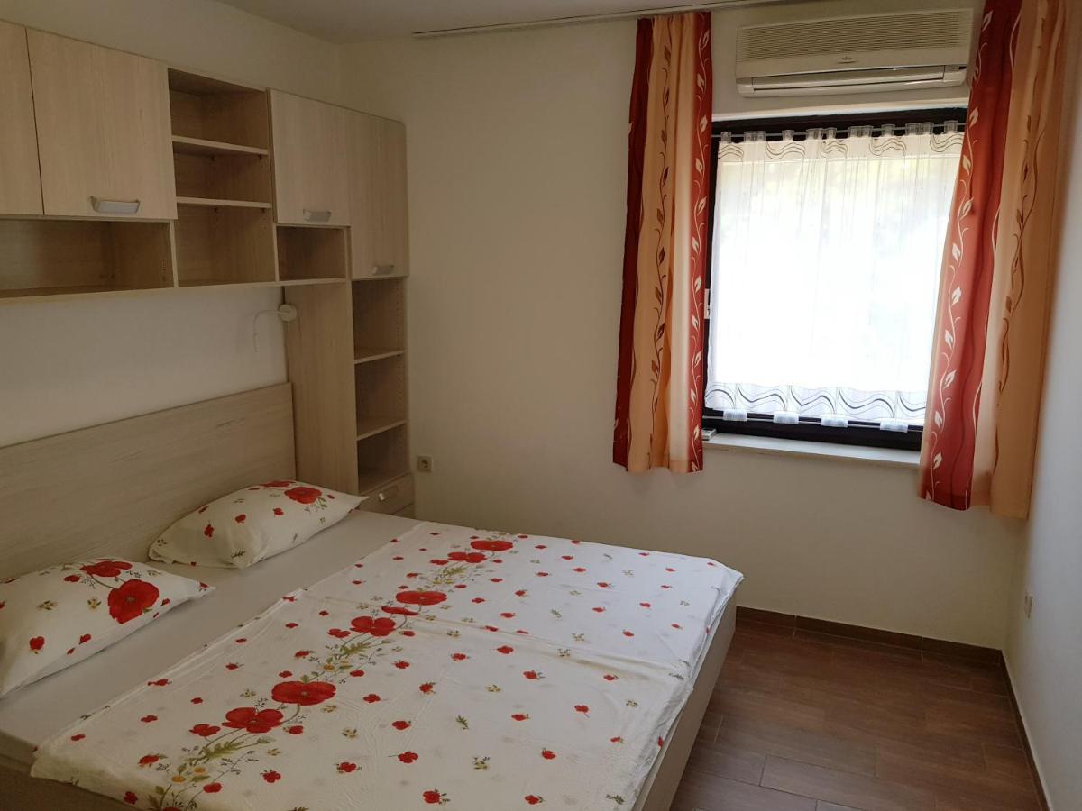 Apartments Vila Tisa Mali Lošinj Екстериор снимка