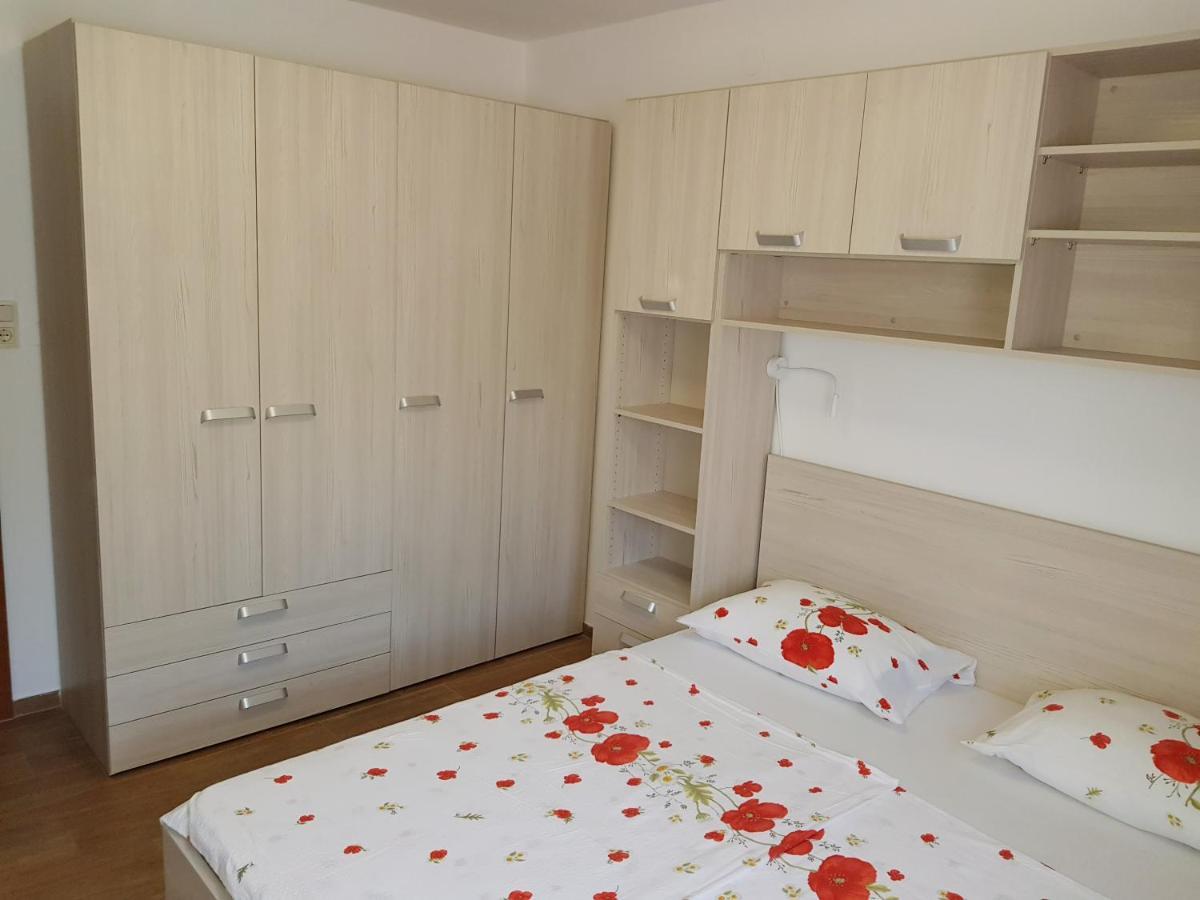 Apartments Vila Tisa Mali Lošinj Екстериор снимка