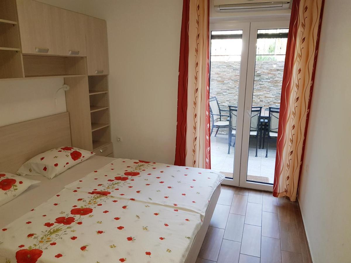 Apartments Vila Tisa Mali Lošinj Екстериор снимка