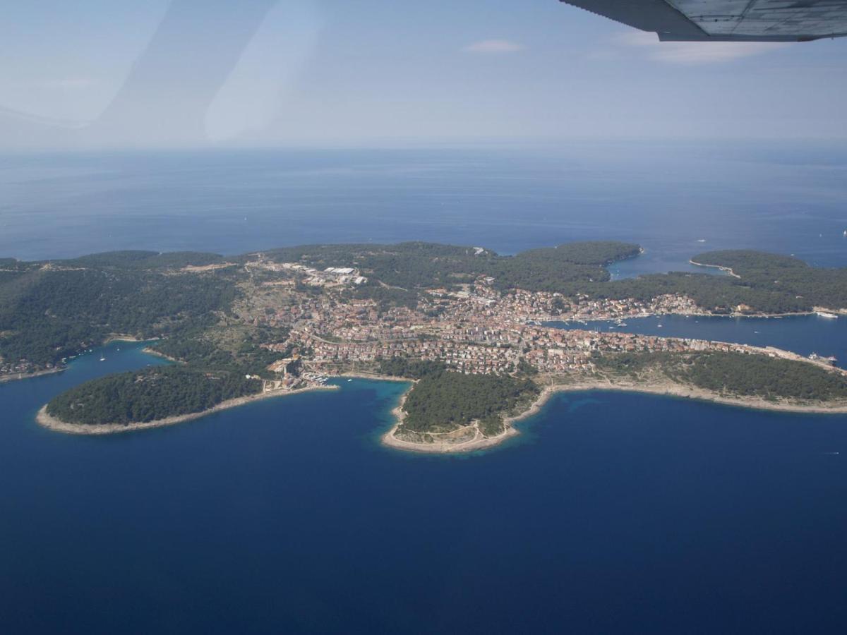Apartments Vila Tisa Mali Lošinj Екстериор снимка