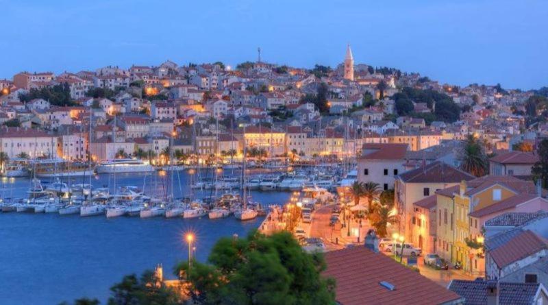 Apartments Vila Tisa Mali Lošinj Екстериор снимка