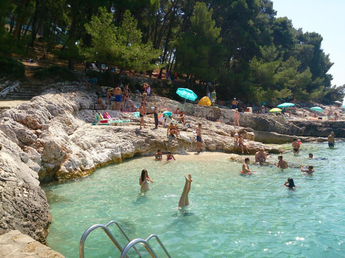 Apartments Vila Tisa Mali Lošinj Екстериор снимка