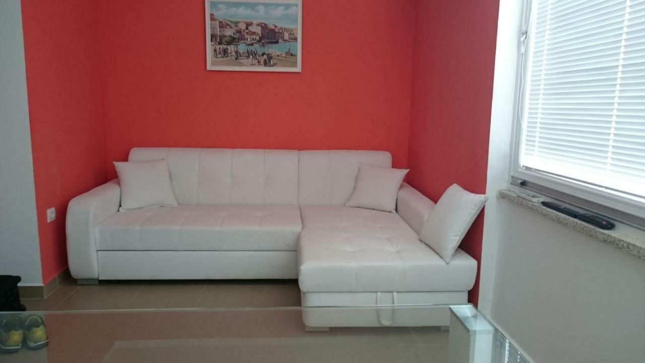Apartments Vila Tisa Mali Lošinj Екстериор снимка