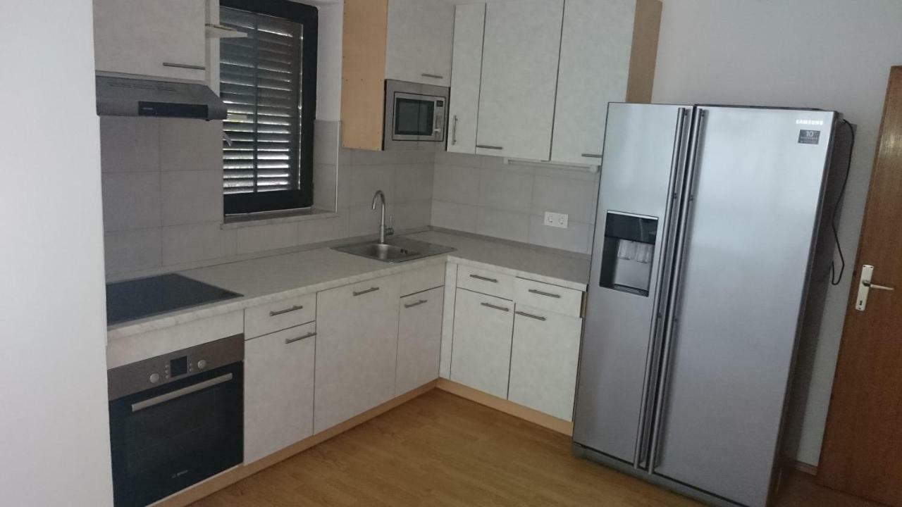 Apartments Vila Tisa Mali Lošinj Екстериор снимка