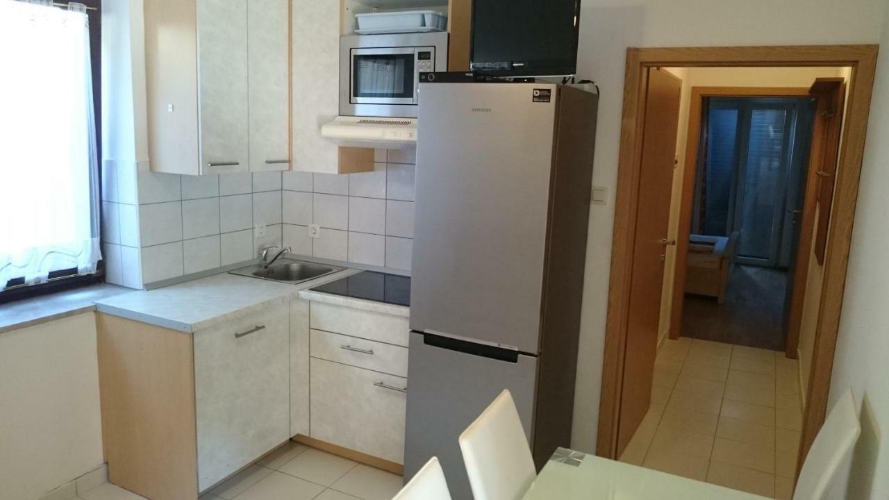 Apartments Vila Tisa Mali Lošinj Екстериор снимка
