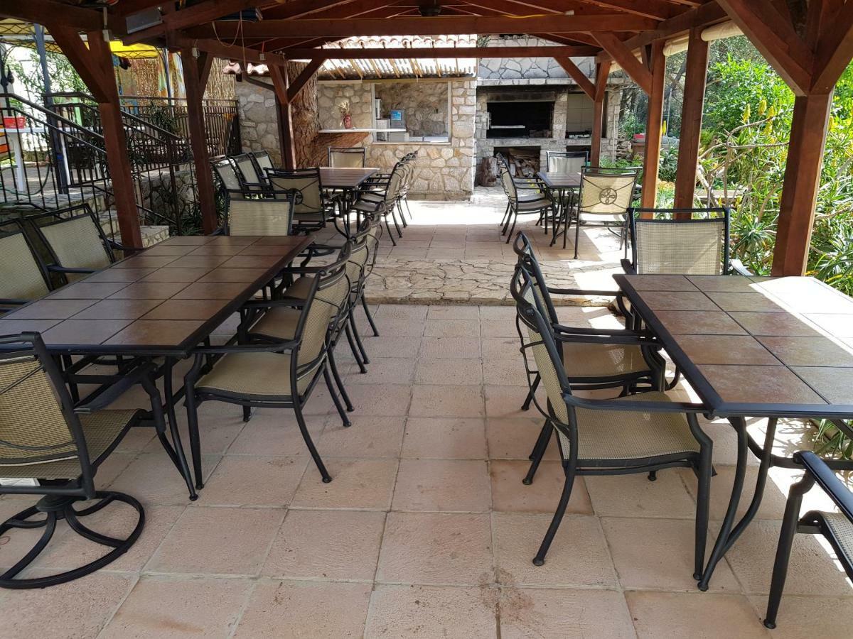 Apartments Vila Tisa Mali Lošinj Екстериор снимка