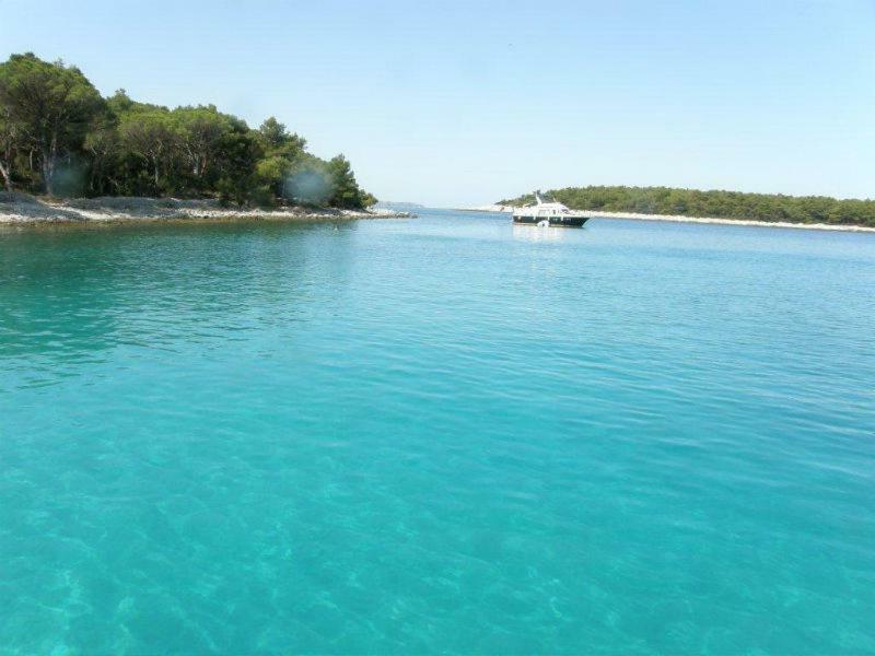 Apartments Vila Tisa Mali Lošinj Екстериор снимка